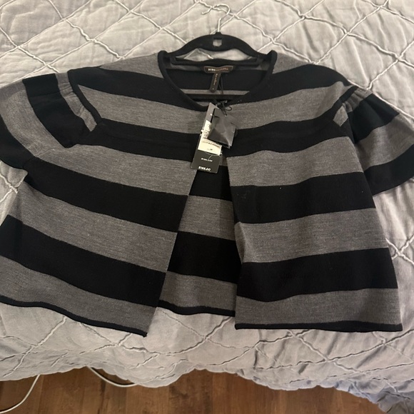 NWT BCBG sweater - Picture 5 of 5